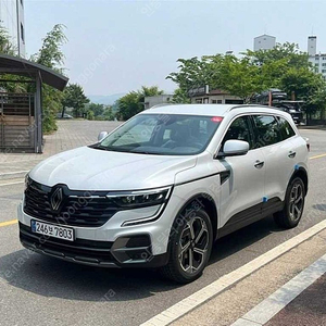 11 km QM6 중고 더뉴 QM6 중고차 2.0 LPe RE 2WD 중고차거래카페 흰색