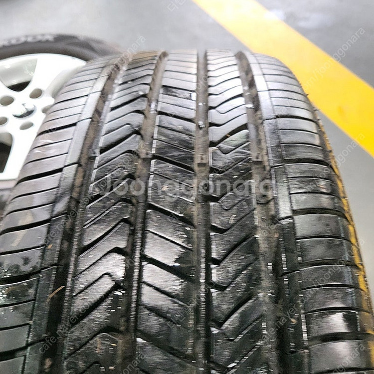 구형 K5 15인치 중고 휠타이어 205 70 15 한...--5