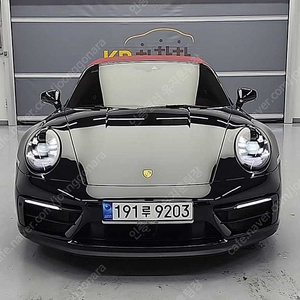 포르쉐 911 중고차 할부가능 검정색 2023년식 12,665km 카레라 4 GTS 카브리올레 수원중고차