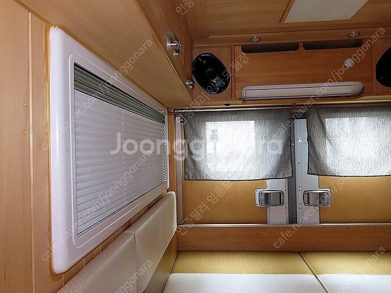 캠핑카 중고 포터2 흰색 2022년식 20,610km ...--9