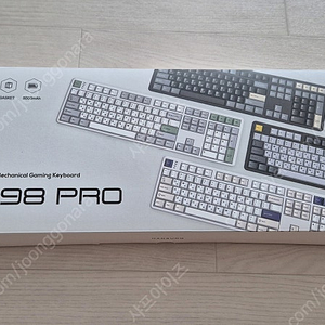 한성 GK798 PRO 메탈화이트 문라이트토독 기계식 키보드 팝니다