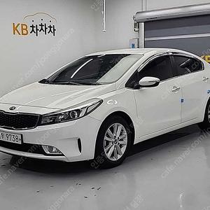 K3 중고차 시세 흰색 2017년식 33,862km 1.6 GDI 트렌디 스타일 수원중고차