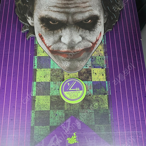 핫토이 조커 QS010 1/4 쿼터사이즈 배트맨 조커 피규어