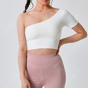 콘치웨어 폴웨어 원숄더 크롭탑