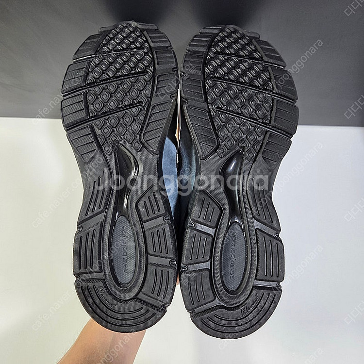 뉴발란스 / 990v4 아틱 그레이 / 275--5
