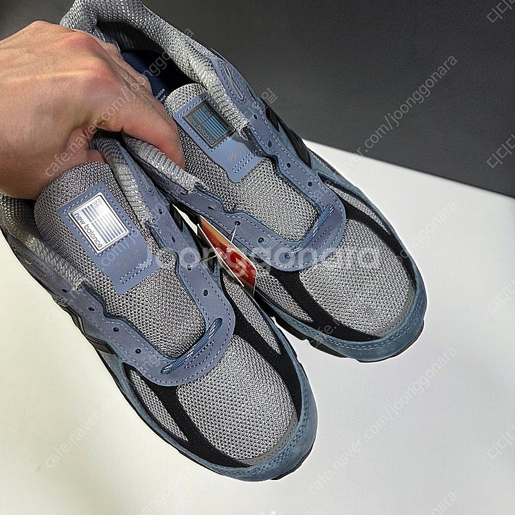 뉴발란스 / 990v4 아틱 그레이 / 275--6