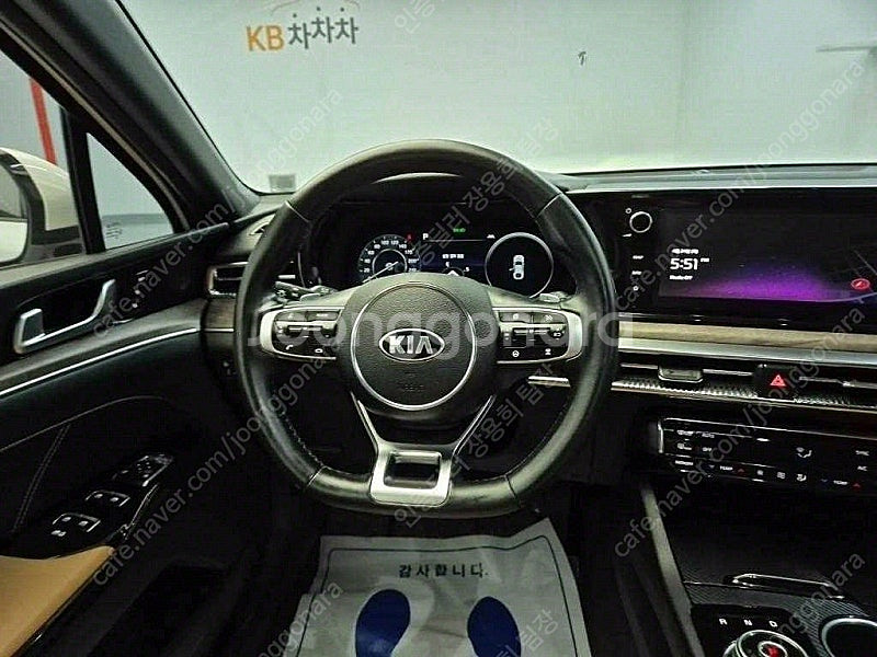 K5 중고 K5 3세대 중고차 흰색 2020년식 1.6...--9