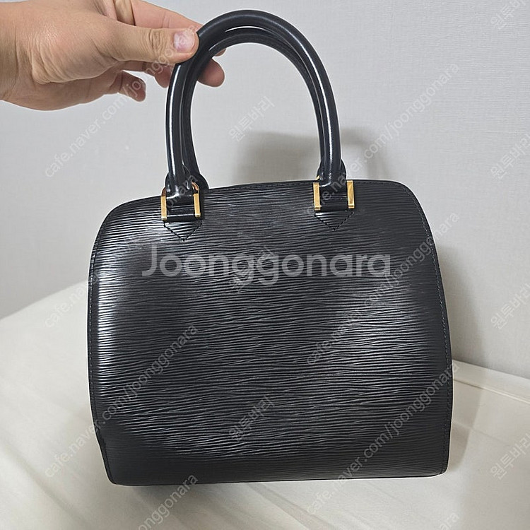 루이비통 가방 에삐 퐁네프 토트백--2