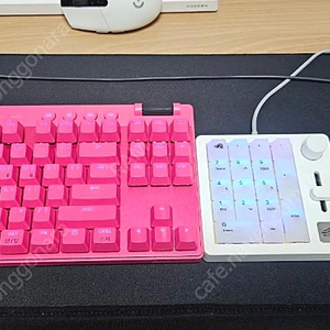 로지텍 g pro x tkl lightspeed 키보드 지슈라1 마우스 마젠타 색상 셋트로 팔아요