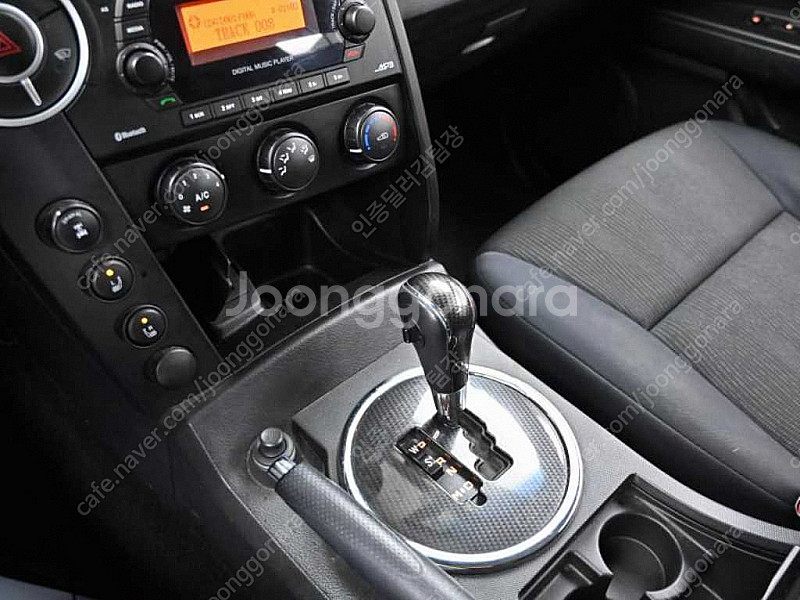 KG모빌리티(쌍용) 코란도스포츠 디젤 4WD CX7 중...--8