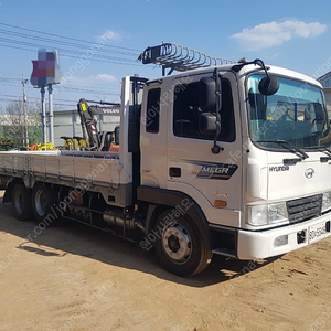 현대5톤카고 초장축 6m25 (쓰리축) 앞축(귀한매물) 2007년 235마력 특aa급 팝니다.