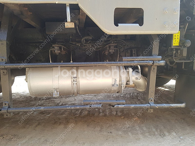 현대5톤카고 초장축 6m25 (쓰리축) 앞축(귀한매물) 2007년 235마력 특aa급 팝니다.--4