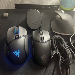 레이저 마우스 독 충전기 (Razer Mouse Dock Pro)