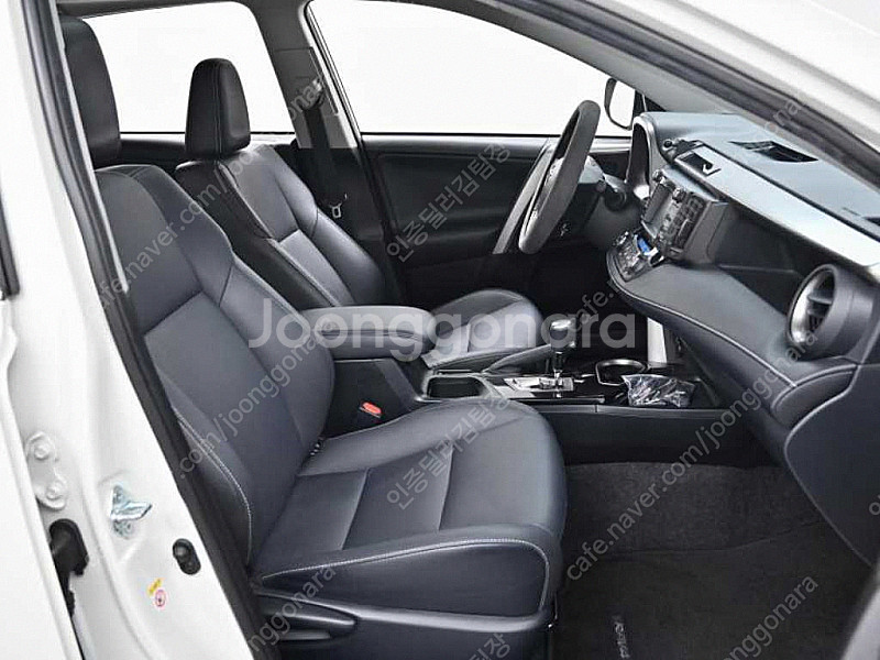 토요타 라브4 25 4WD 하이브리드 중고차 판매합니다...--9
