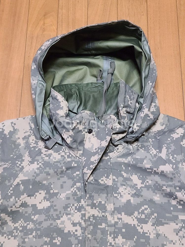 미군 오리지날 ACU 고어택스자켓 미듐 레귤러--3