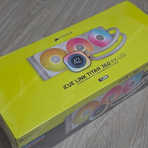 커세어 수냉 ICUE LINK (TITAN 360 RX) LCD모델 화이트 미개봉 판매합니다.