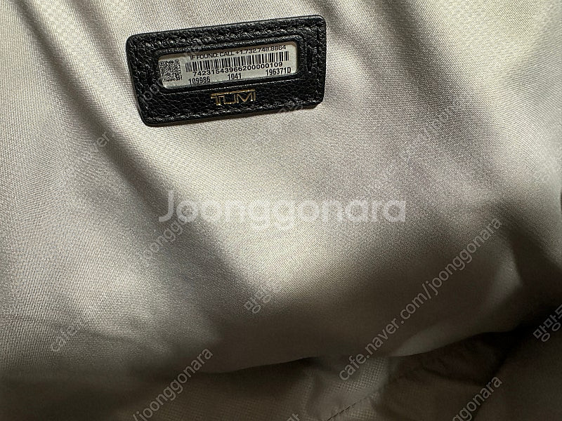 투미 보야져 레더 조앤 랩탑 캐리어 블랙--4