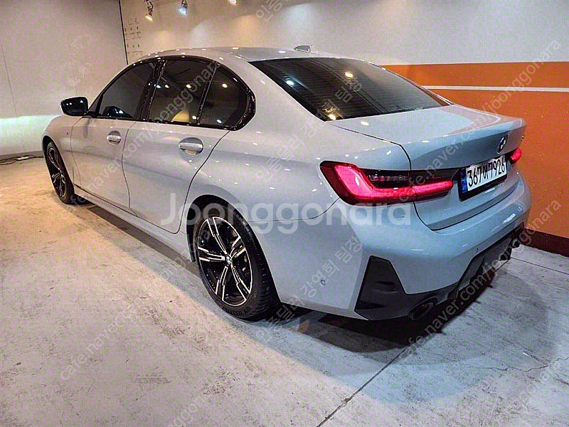 BMW 3시리즈 중고 BMW 중고 BMW 3시리즈 중고차 할부가능 회색 2024년식 11,181km 320i M 스...--4