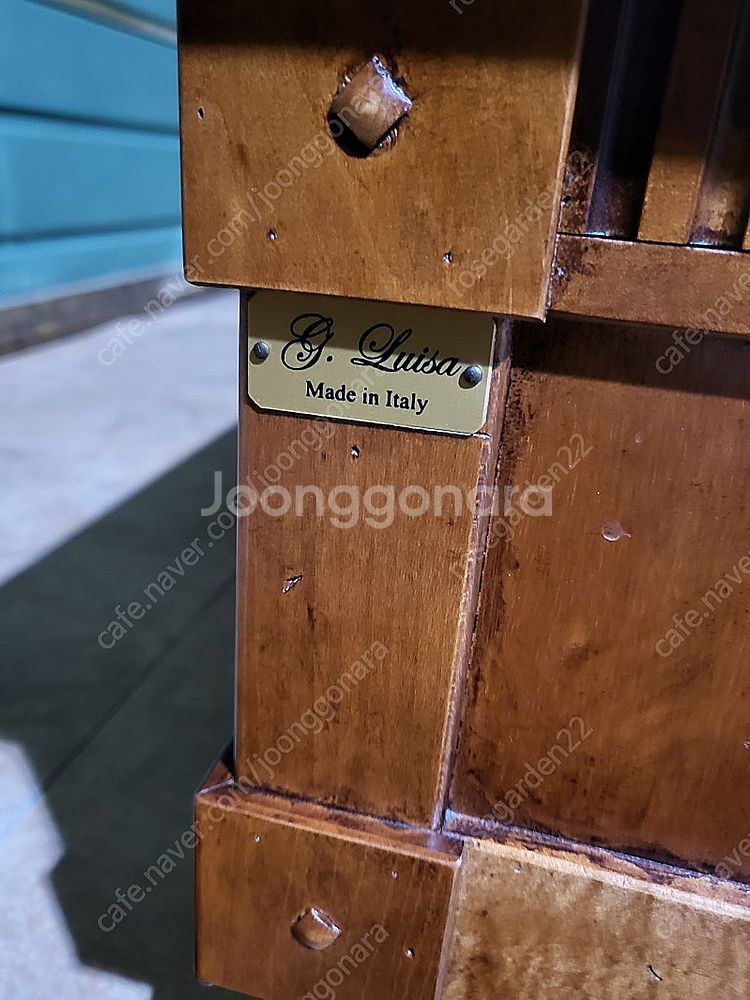 최고급 이태리제 거실 소파 테이블--1
