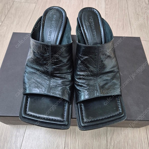 보테가베네타 슬리퍼(정품)-36.5