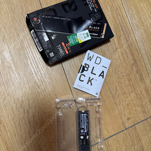 WD SN850X 2TB 팝니다 국내 정품 2월구매 영수증O