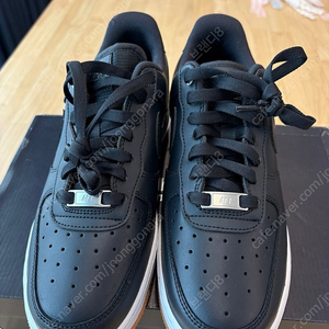 NIKE WMNS AIR FORCE 1 '07 PRM 나이키 에어포스 1 '07 (Black)