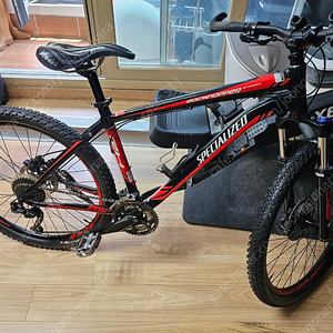 스페셜라이즈드 락하퍼 익스퍼트 MTB 팝니다.