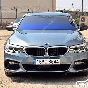 [BMW]5시리즈 (G30) 520d M 스포츠 플러스 중고차중고차매입전액할부저신용자신불자소액할부현금카드 전부 가능합니다!