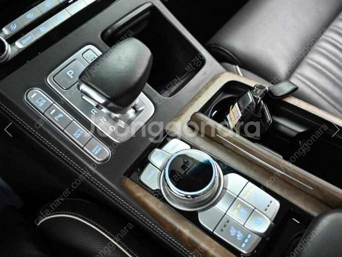 중고차 제네시스 G90 5.0 AWD 프레스티지 20년...--2