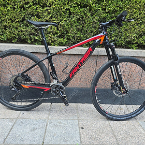 2021 엘파마 판타시아 S7 XT 22단 기획 카본 MTB 시마노 XT 셀레 가성비 입문용 출퇴근 산악 자전거 팝니다.(400사이즈 키165~175 제조사 발표 기준)