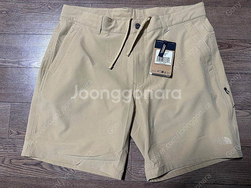 노스페이스 남성 롤링 선 패커블 반바지 팝니다.--0