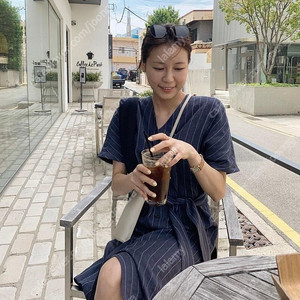 유메르 마린 스트라이프 원피스 가격내림