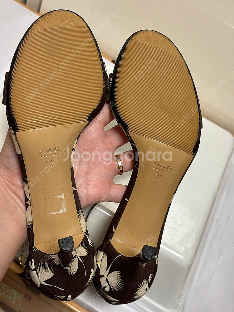 GUCCI 브라운 플로랄 스트랩 샌들 (7B/240mm...--5