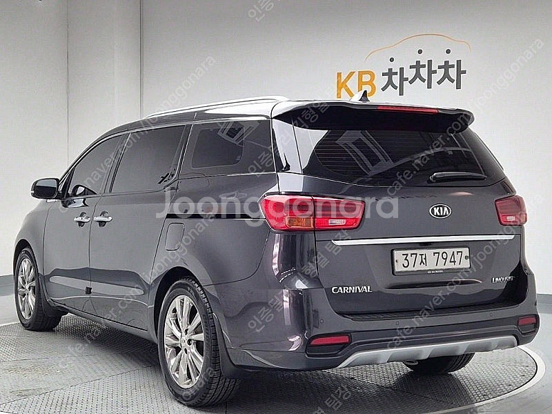 더뉴 카니발 중고 가격 중고 카니발 회색 2019년식 ...--3