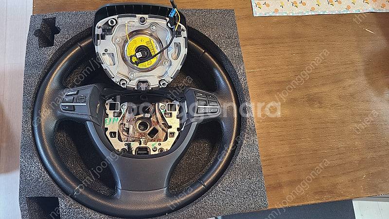 bmw f10 5시리즈 순정 핸들--1