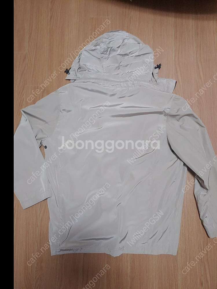 투미 정품 베이지 윈드 자켓--1