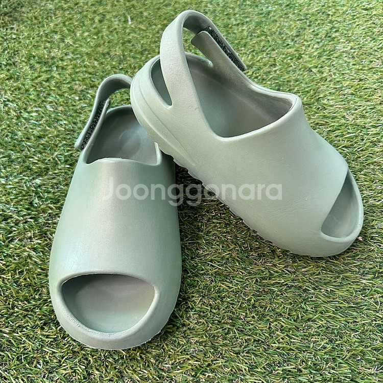 (거의 새것) 키즈 샌들 190mm--2