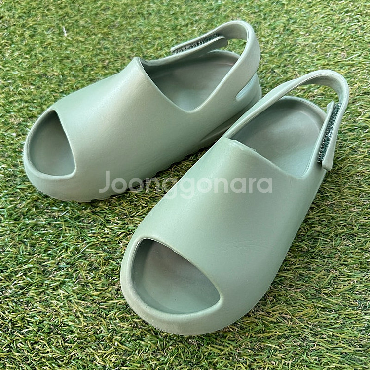 (거의 새것) 키즈 샌들 190mm--4