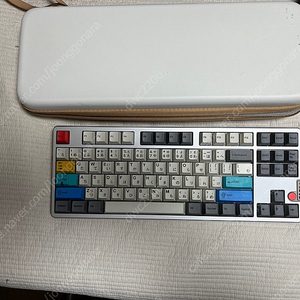 Vento 80 실버 WK + 옴돌라 키캡 팝니다