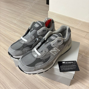 뉴발란스 992 그레이 270 새상품 판매합니다