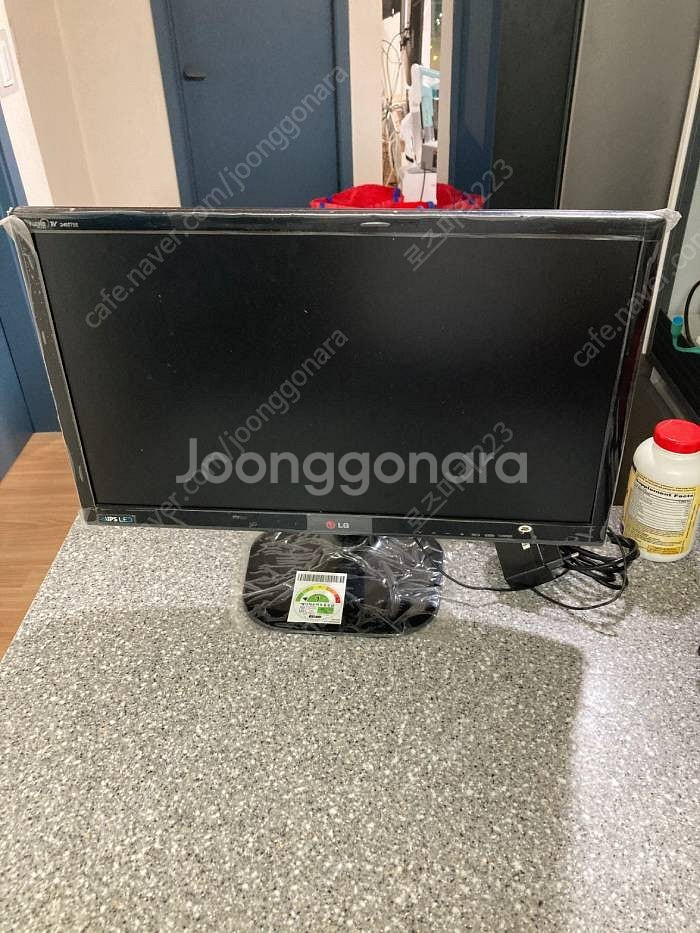 LG 24mt55d 24인치 TV겸용 모니터입니다.--0