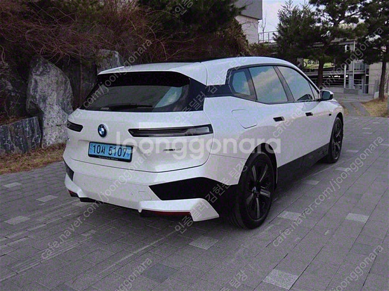 BMW iX 중고 iX 2023년식 18,216km x...--4