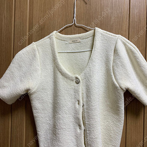 아카이브제이투유 모네가디건 흰색