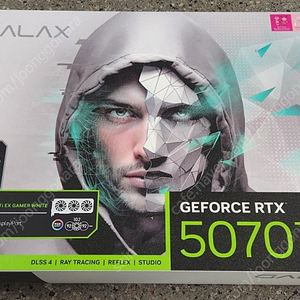 [미개봉] 갤럭시 GALAX 지포스 RTX 5070 Ti EX GAMER WHITE OC D7 16GB 팝니다.