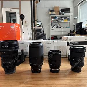 소니 28-135pz, 탐론 fe70-180 g1, 탐론 fe17-28, 시그마 24-70dg dn 시계륵(소니) 팝니다.