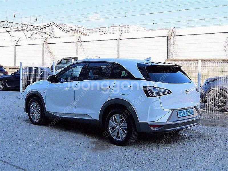 현대 넥쏘 중고차 흰색 2021년식 37,042km 모...--4