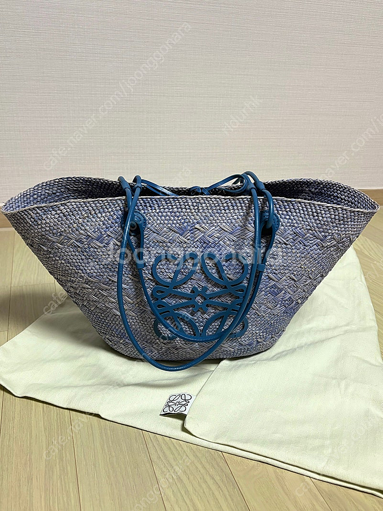 로에베 라탄백 버킷백--0