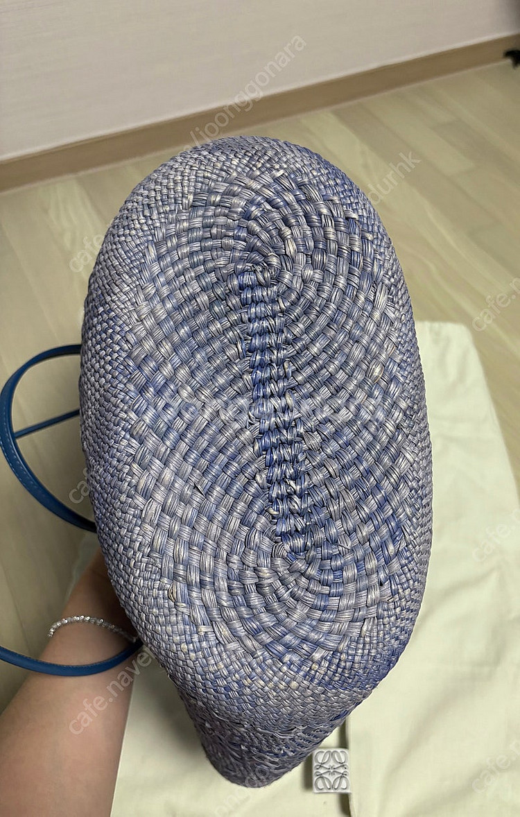 로에베 라탄백 버킷백--2