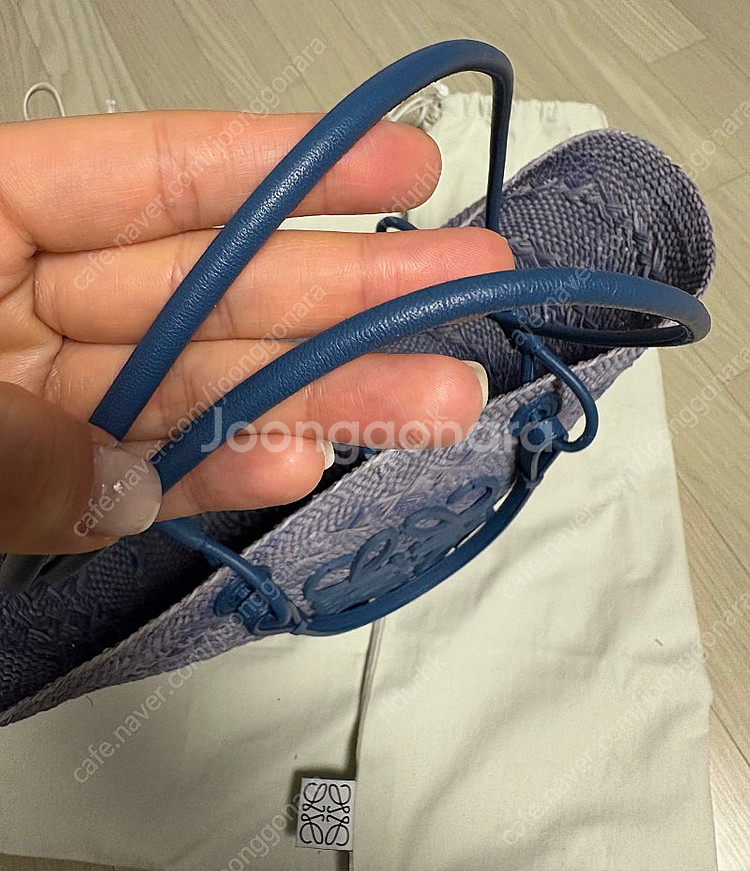 로에베 라탄백 버킷백--3