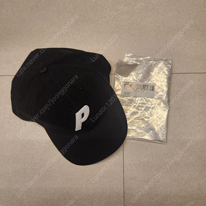 팔라스 Palace P 6-Panel Black 볼캡 25SS